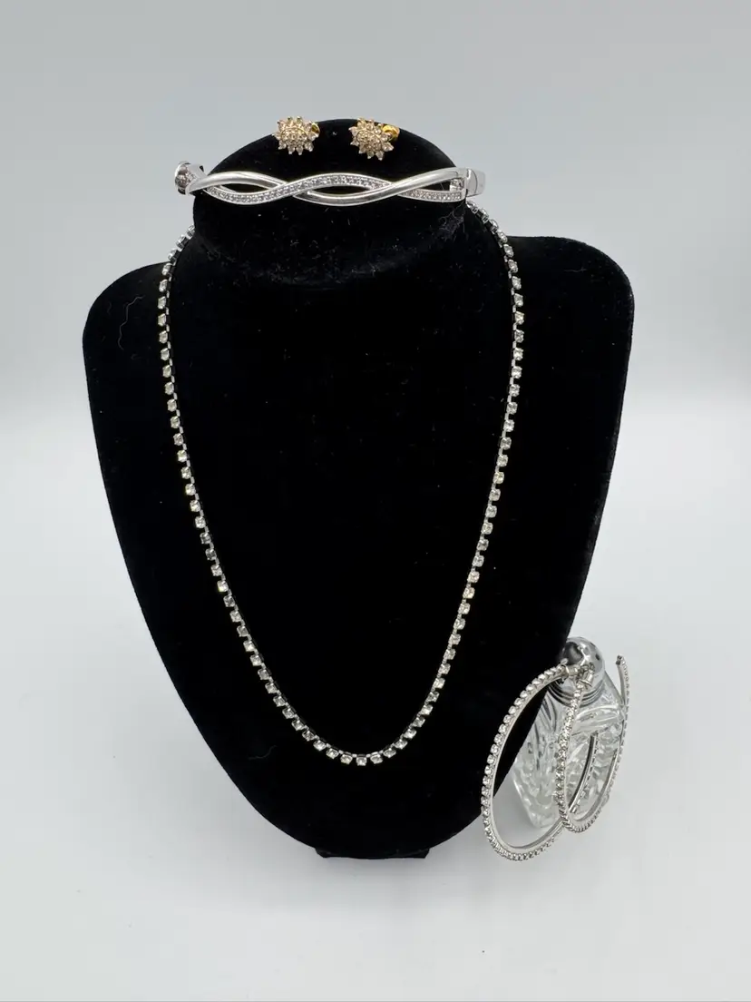 #02. Jewelry Bling Bling Lot 4 Piece Lot