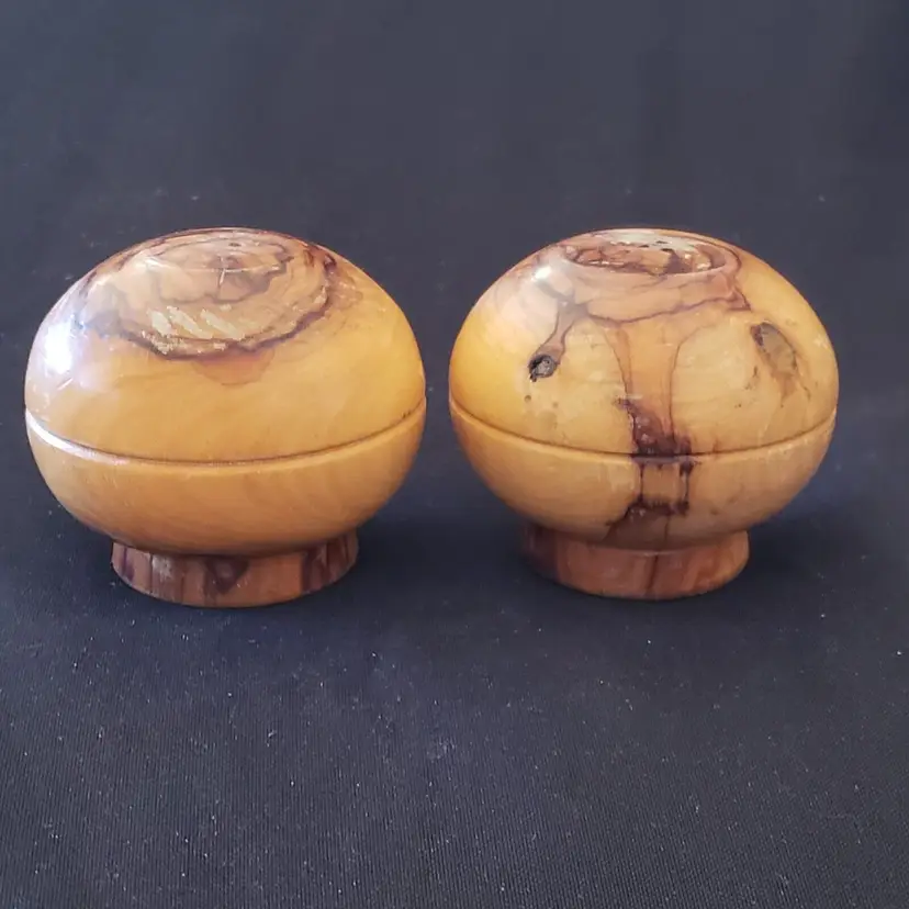 Salt Pepper Shakers Wood Handmade for Kitchen 2.25" Tall READ DESCRIPTION