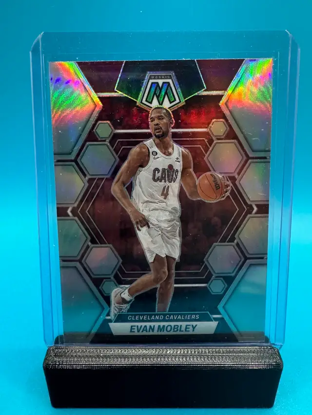 Evan Mobley Mosaic Silver Prizm Cleveland Cavaliers