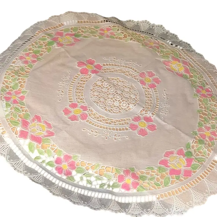 15.5” Rubberized Doily In A Floral Lace Pattern