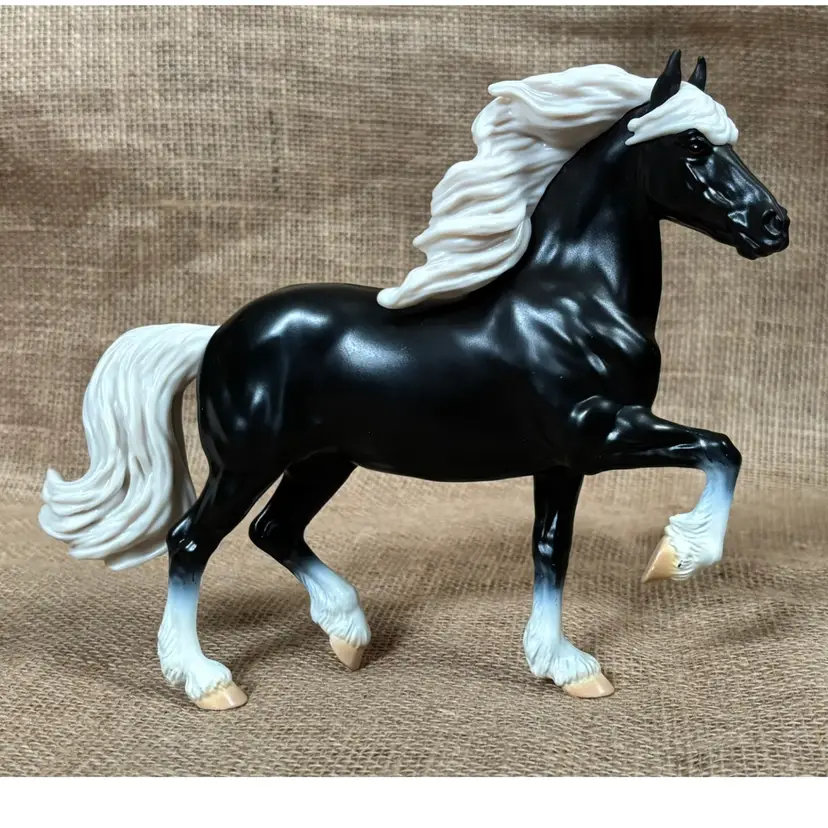 Breyer Paddock Pals Mousse Horse Plastic Figure Toy Black With White Mane