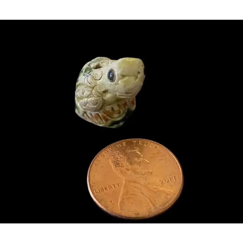 #14- Vintage  Animal Sculpture Figurine/Bead Made In Ecuador Hand Made As Pictured