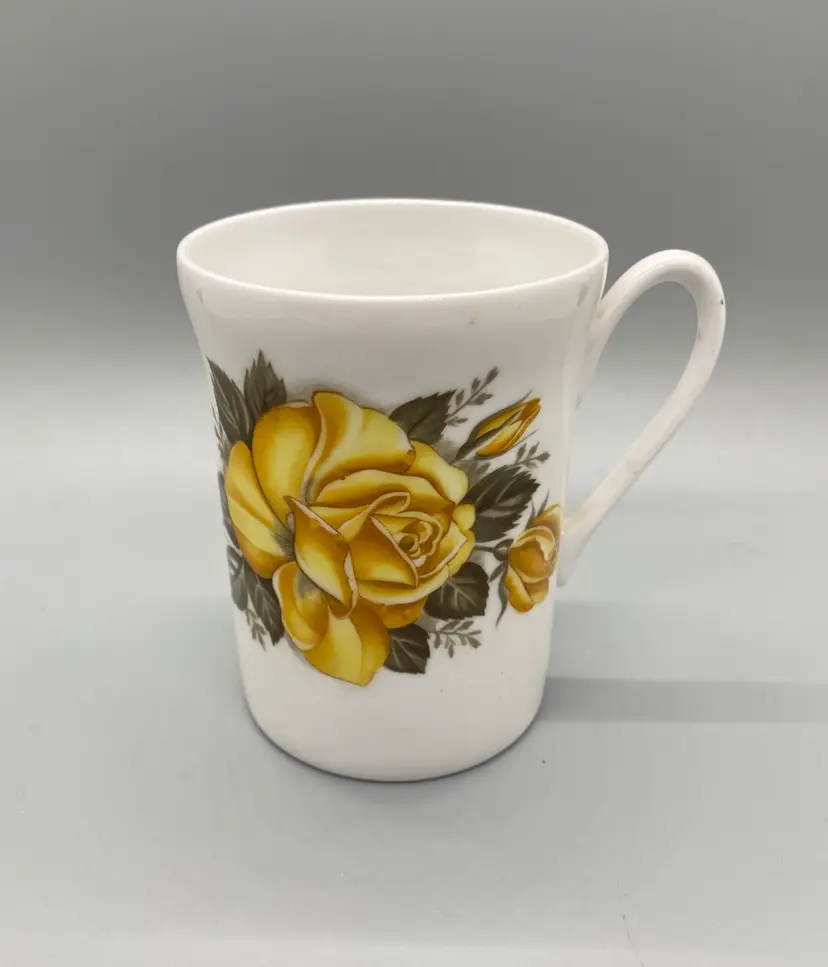 Royal Windsor Fine Bone China Yellow Rose Cup Mug