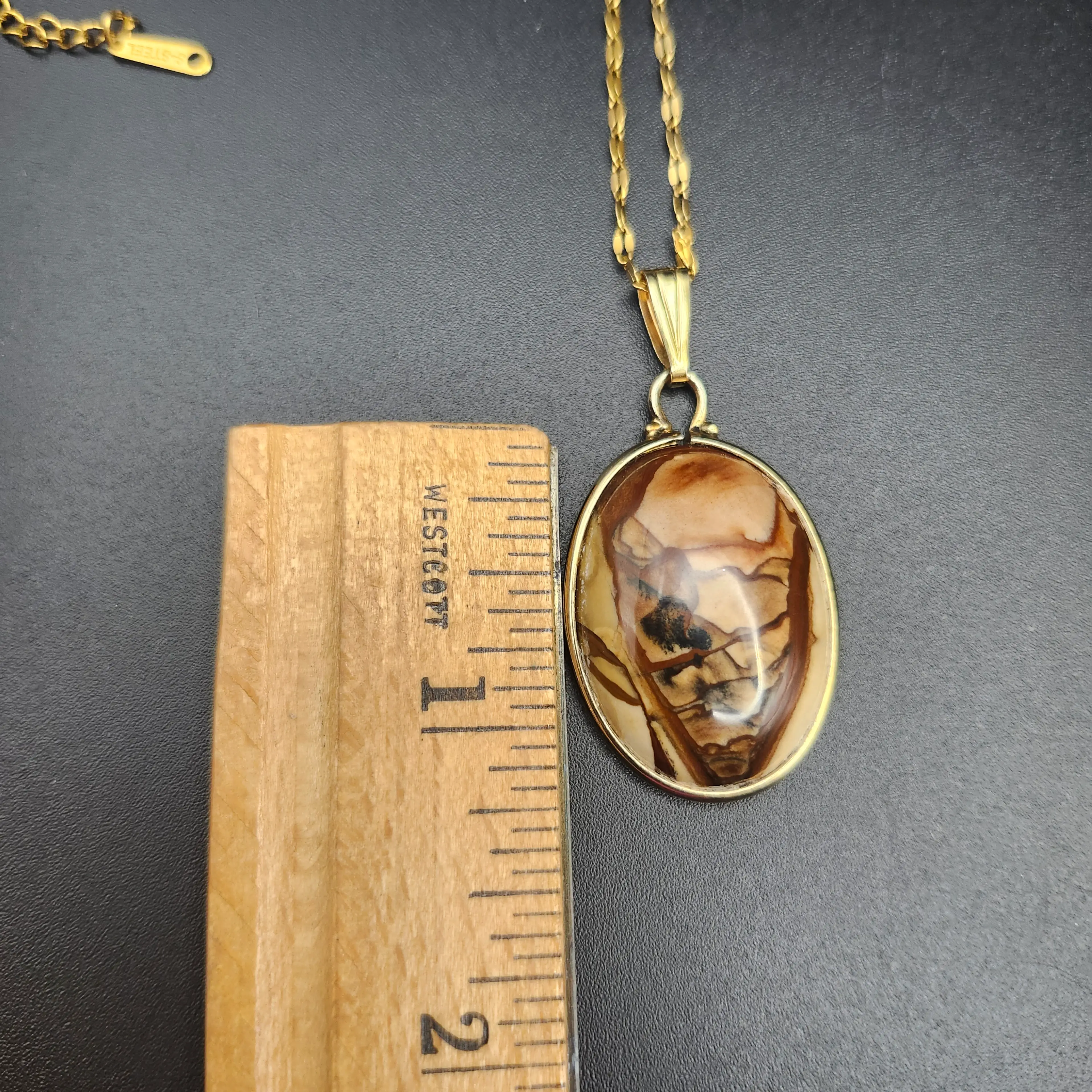 Image 4 of 6