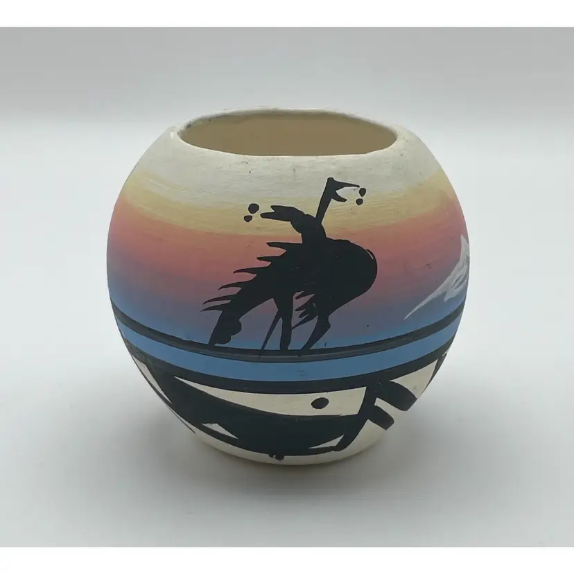 Vintage Southwest Hand painted Crafted Native American Artist Signed Navajo 2.5” Tall Pottery Vase