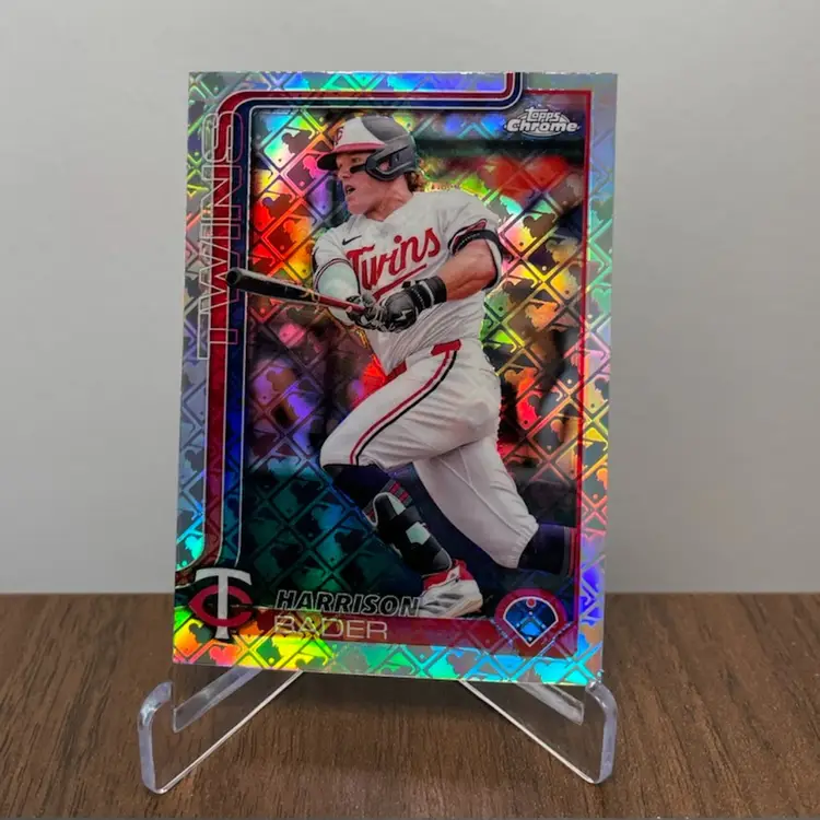 Harrison Bader (Minnesota Twins) 2025 Topps Chrome Logofractor
