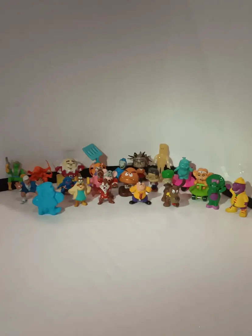 90s pvc toy lot