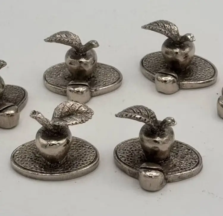 Set of 6 Abbott Apple Place Card Holders – Solid Metal Table Decor  1 Inch
