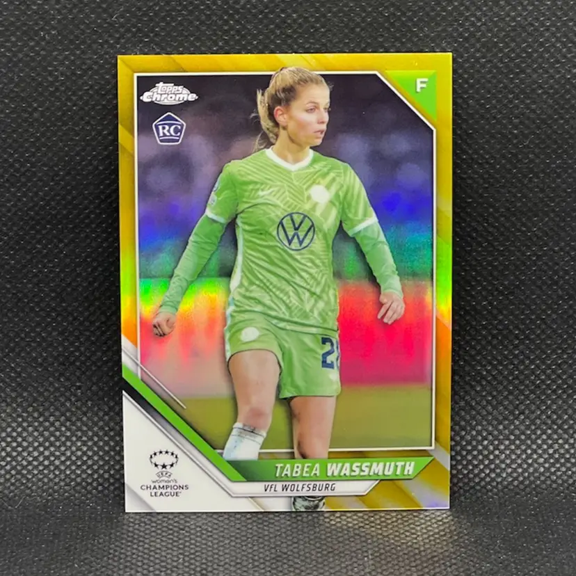 Tabea Wassmuth 2021/22 Topps Chrome UEFA Women Gold /50 Soccer Card