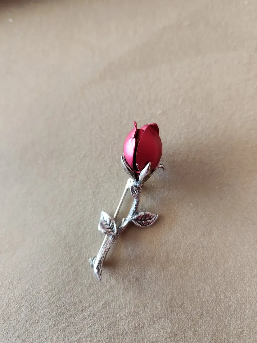 Vintage Sterling Silver Rose Brooch