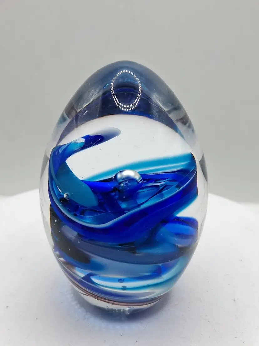Vintage Scarce 1990Tom Stoenner Egg Shaped Blue & White Spiral Paperweight