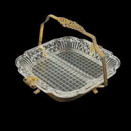 VINTAGE CONDIMENT 
RELISH DIVIDED DISH
Glass In Brass Serving Tray 
Trinket Dish


Christmas Holiday Hosting 
Party Celebration Winter Gift
Thanksgiving Harvest Autumn