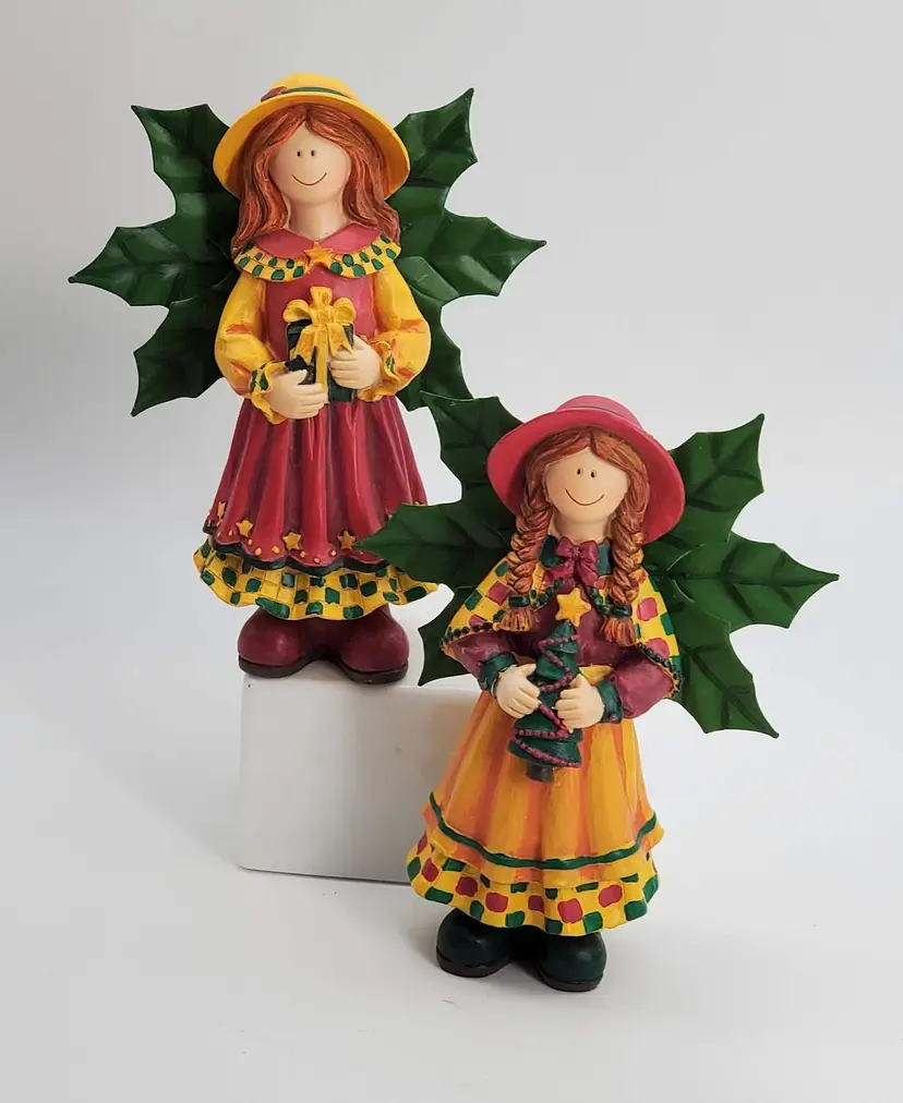 Country Christmas Angel Figurines with Holly Wings 5.5"x 4"