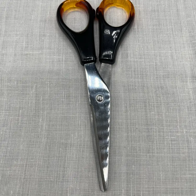 Vintage Sewing Tools - Shearcraft 5” Scissors Made In Korea, Brass Thimble, 40” Measuring Tape Made In Germany, Dritz Seam Ripper