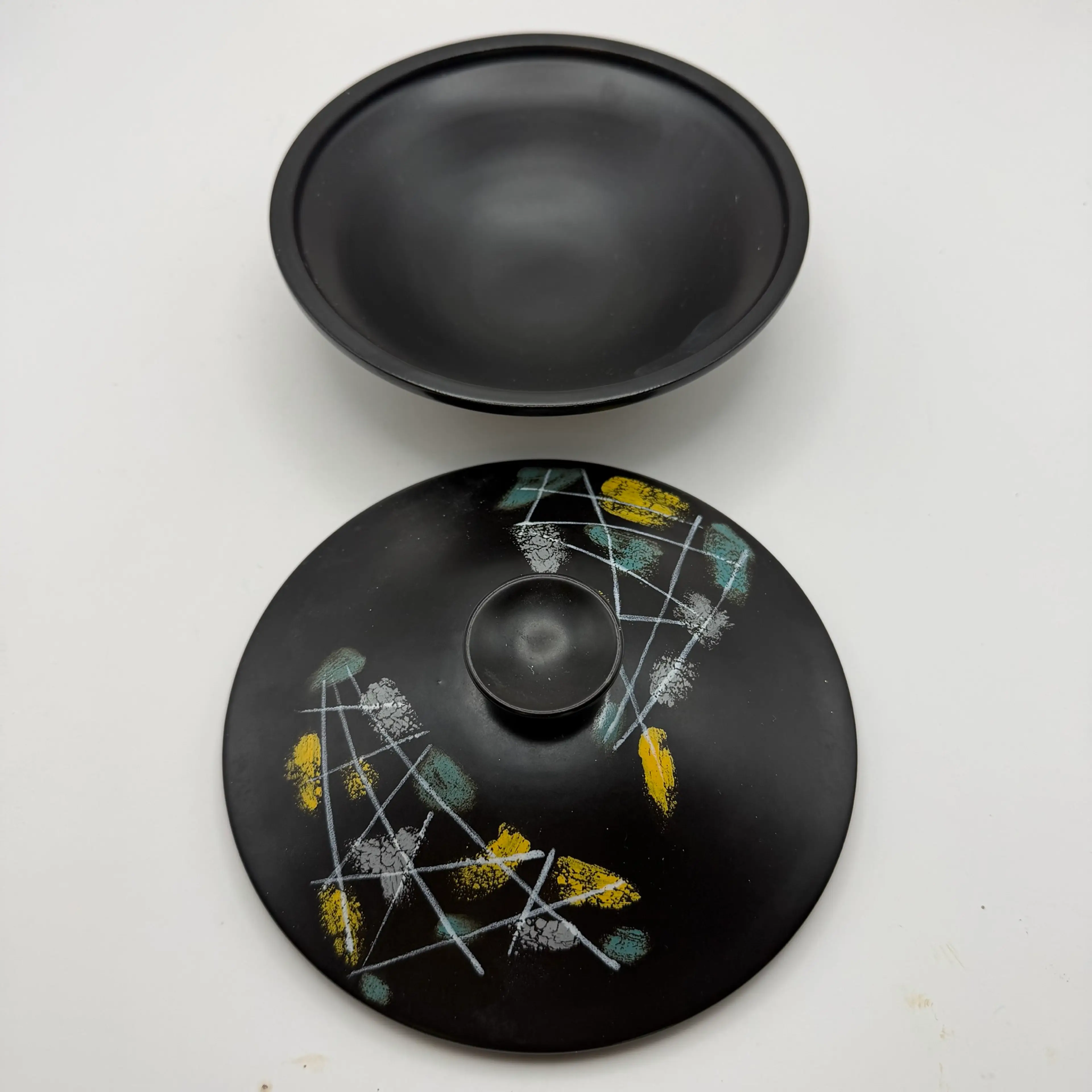Image 3 of 4