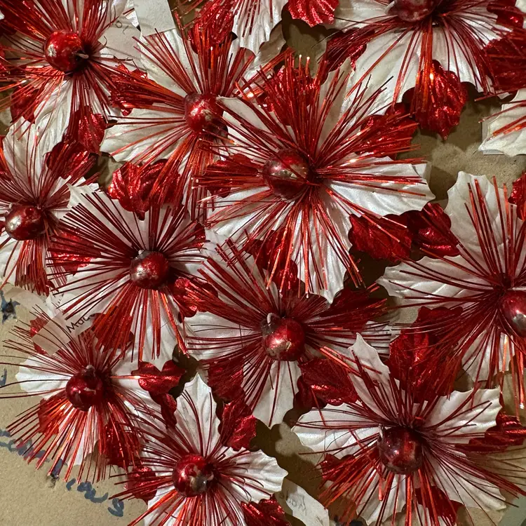 Vintage Christmas Poinsettia Package Decorations Mercury Ball Red White Japan