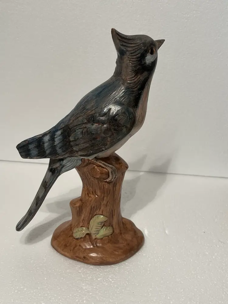 Bluejay Statue Handpainted Hollyn Mold Ceramic 9 X 3.5 Collectible Bluebird