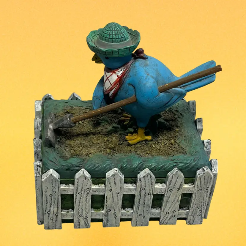 Home In The Garden Blue Bird Figurine Trinket Box 1997 | 4.5” *(read)