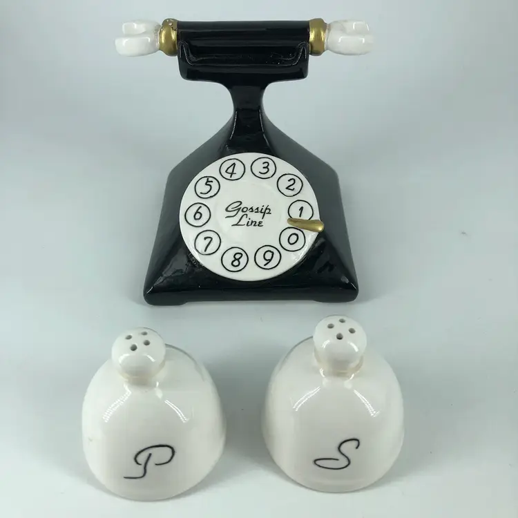 Hard to Find! Silvestri Telephone Gossip Line Salt and Pepper Shakers