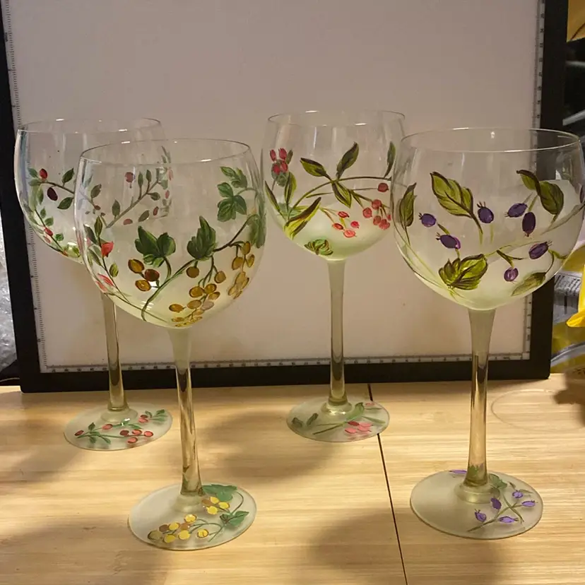 Set Of 4 Block Crystal Hand painted Wine Glasses
