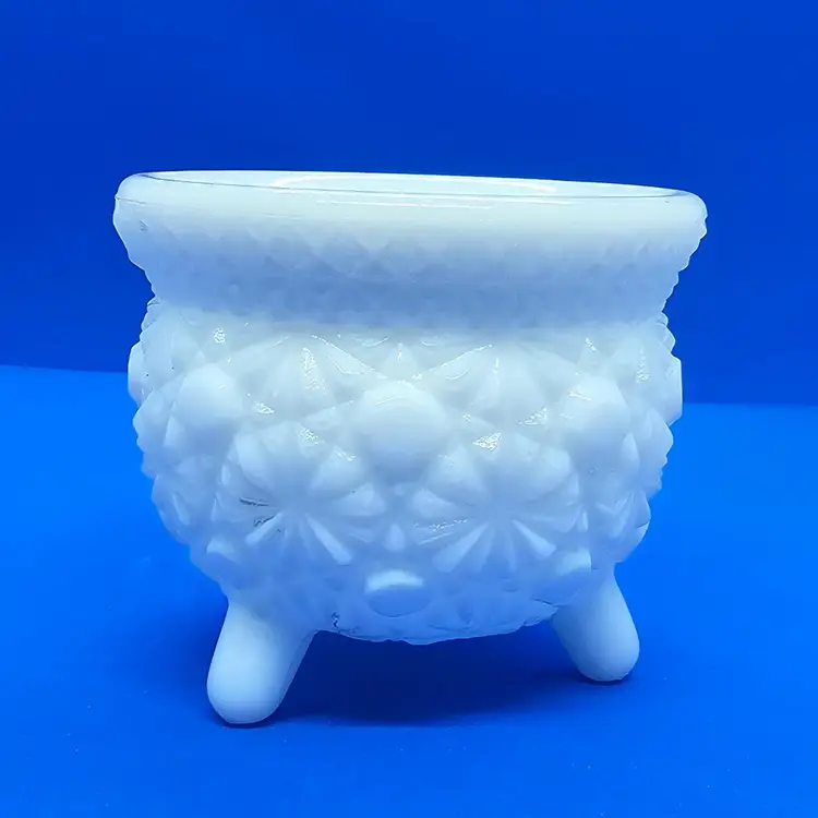 Milk Glass Daisy and Bows Candle Holder Ring Holder 3 Foot