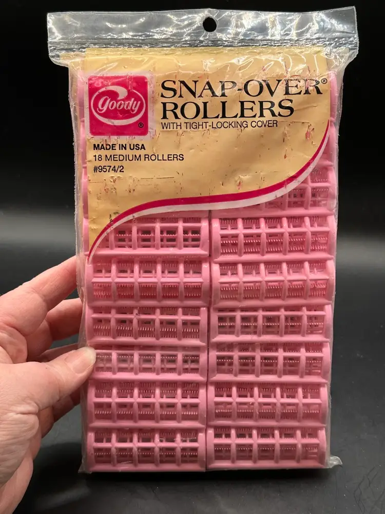 New Vintage GOODY Snap - Over Roller Pink Set of 18 Medium Rollers 1977 USA Made