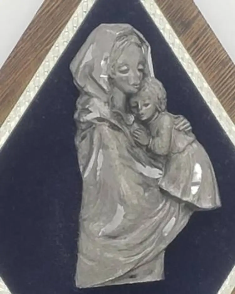 Peltro Cesellato a Mano Pewter Madonna Mary with Child Blue Velvet made in Italy