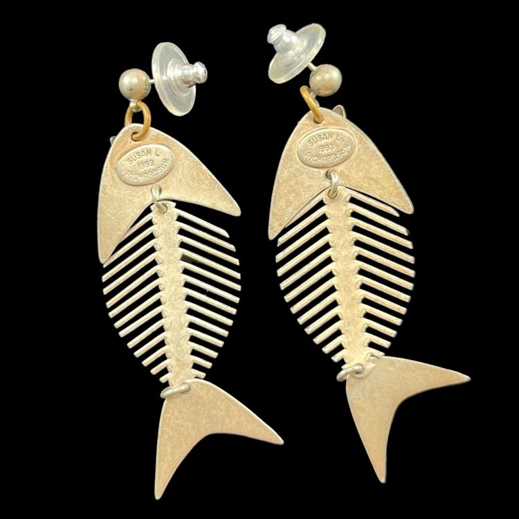 1993 Susan L Richardson Fish Bone And Cat Face Earrings