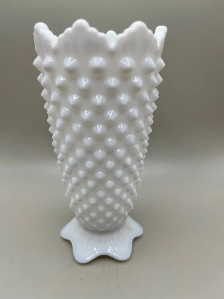 #02 Vintage Fenton White Milk Glass Sawtooth Hobnail Footed Vase