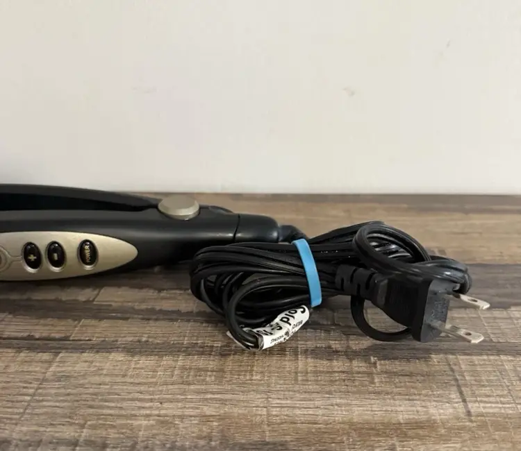 Remington Wet 2 Straight Hair Straightener 2” Flat Iron s-8000i Tested Working