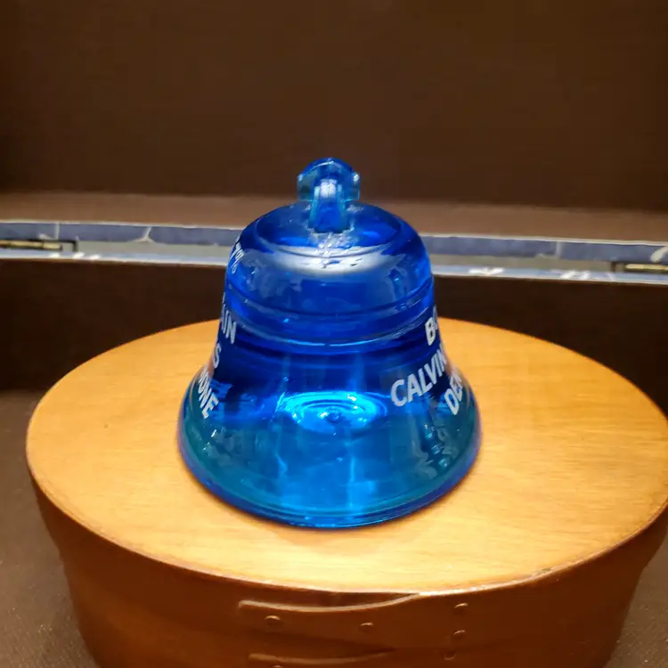 Advertising paper weight