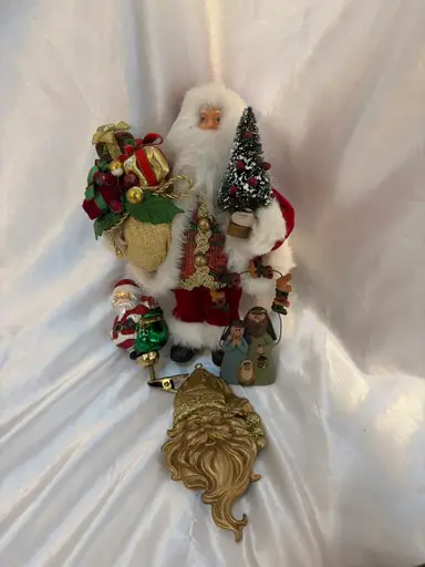 Christmas Ornaments $2 Start 