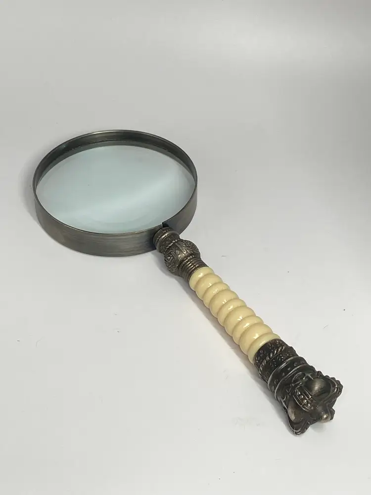 Vtge Magnifying Glass w/ Ribbed Acrylic Handle & Ornate Metalwork at the Base