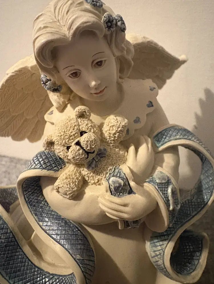 Sarah's Angels 2002 Payton W/ Teddy Bear 5" Tall  #3222