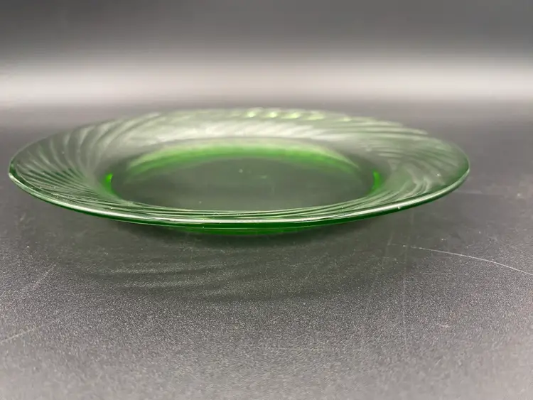 Pyrex Festiva Spring Green 7.5" Glass Salad Plate w/ Swirled Edge Pattern