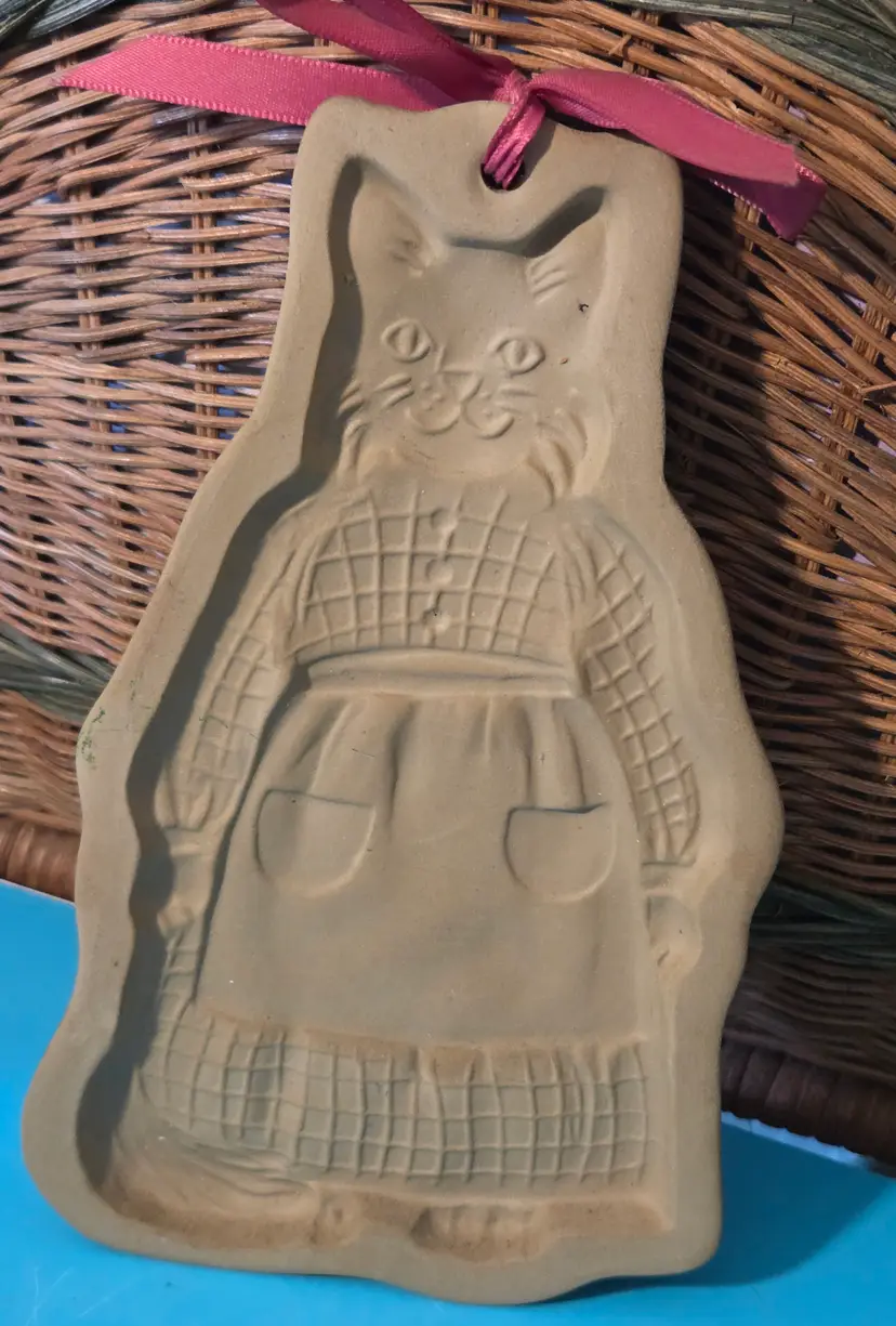 Vintage Brown Bag Cookie Co. Cat Cookie Mold