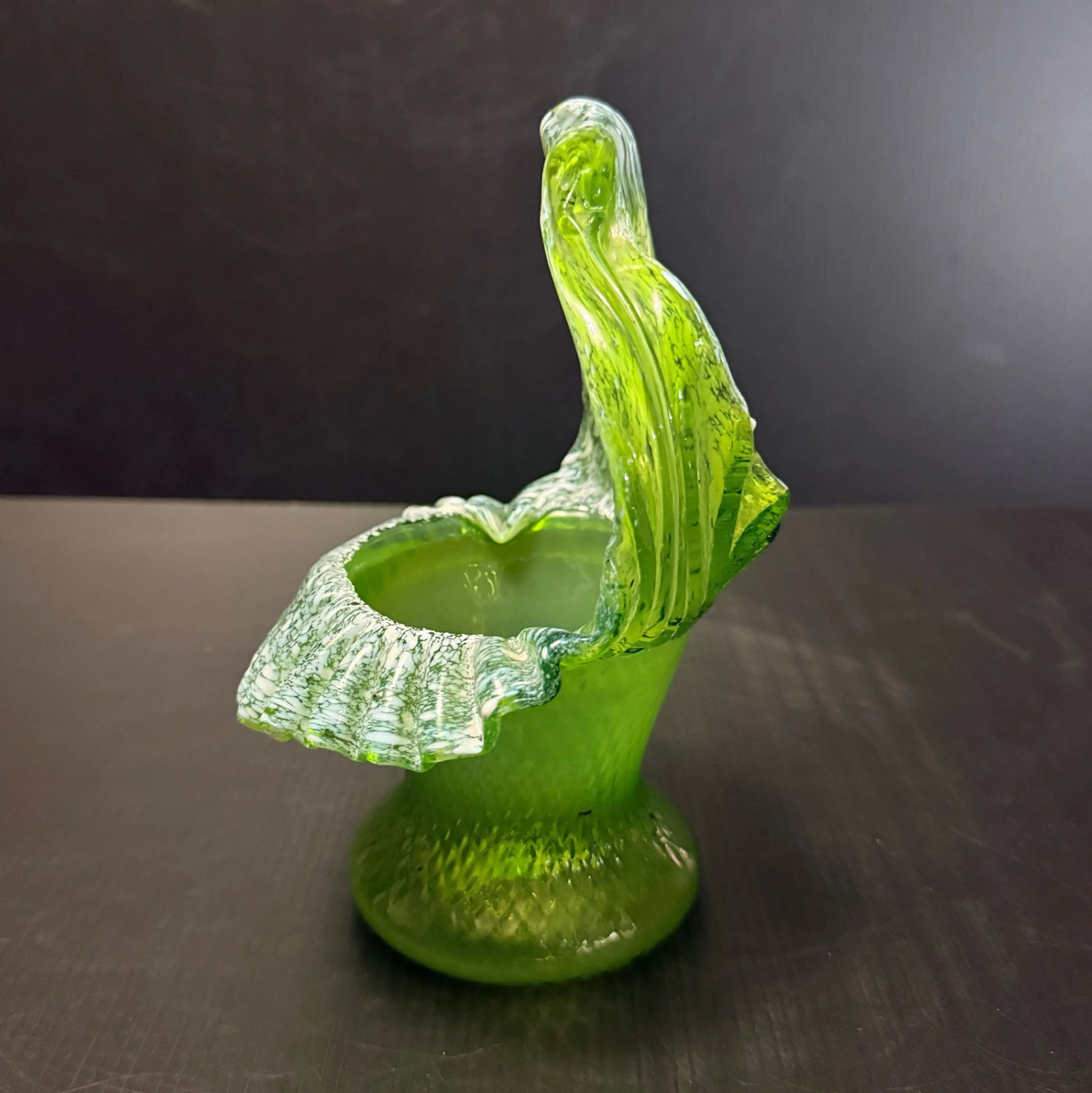 Image 2 of 8