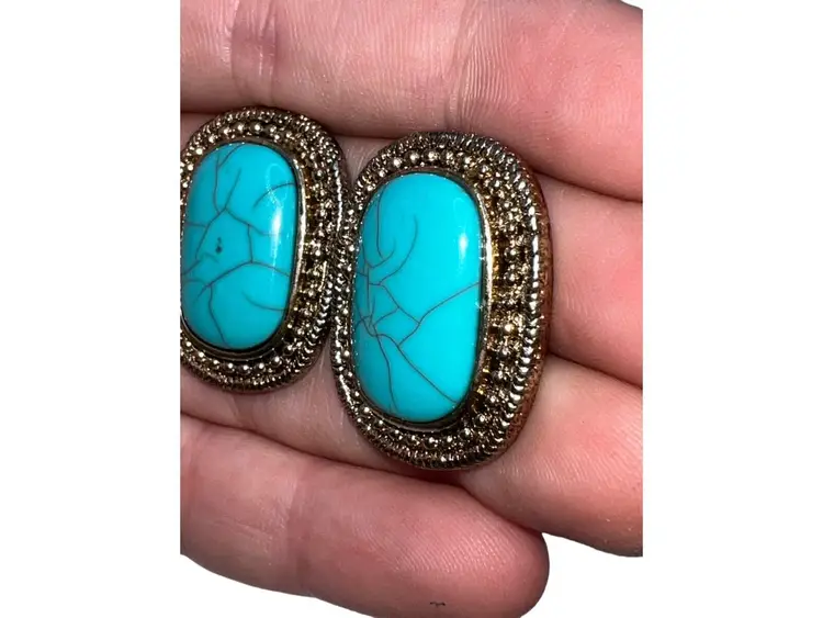 Vintage 90s Faux Turquoise Oval Marcasite Clip On Earrings