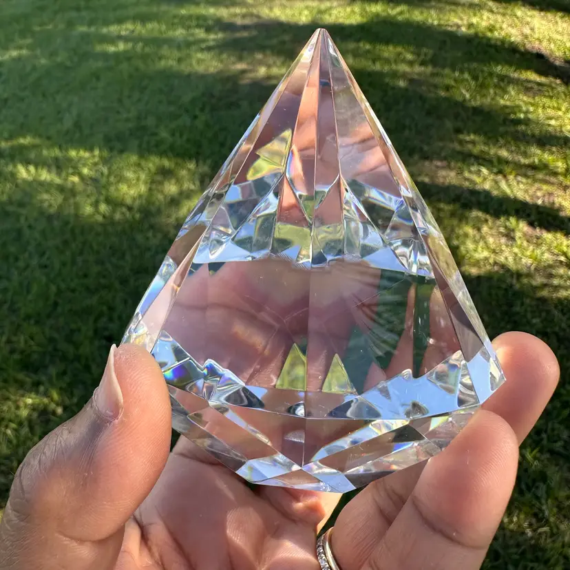 Tiffany and Co Faceted Solid Crystal Diamond Figural Paperweight 3.5”