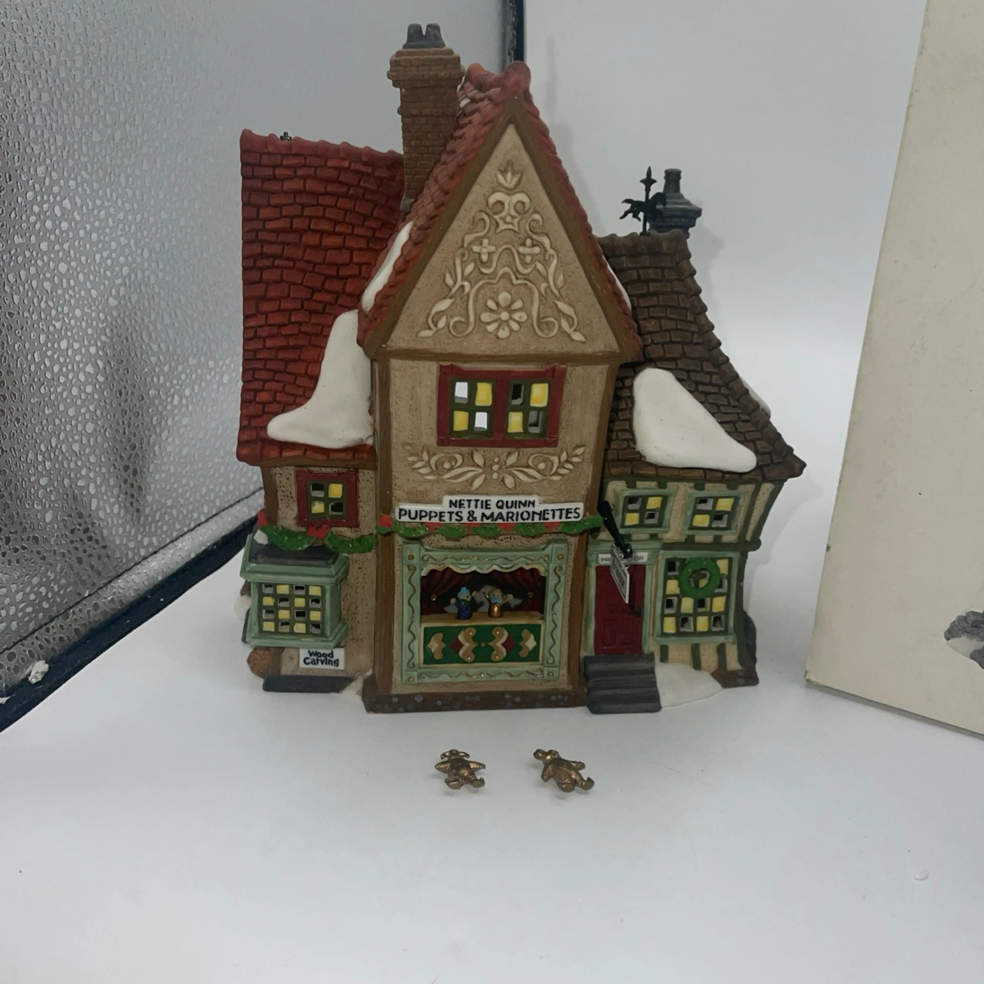 Image 2 of 8