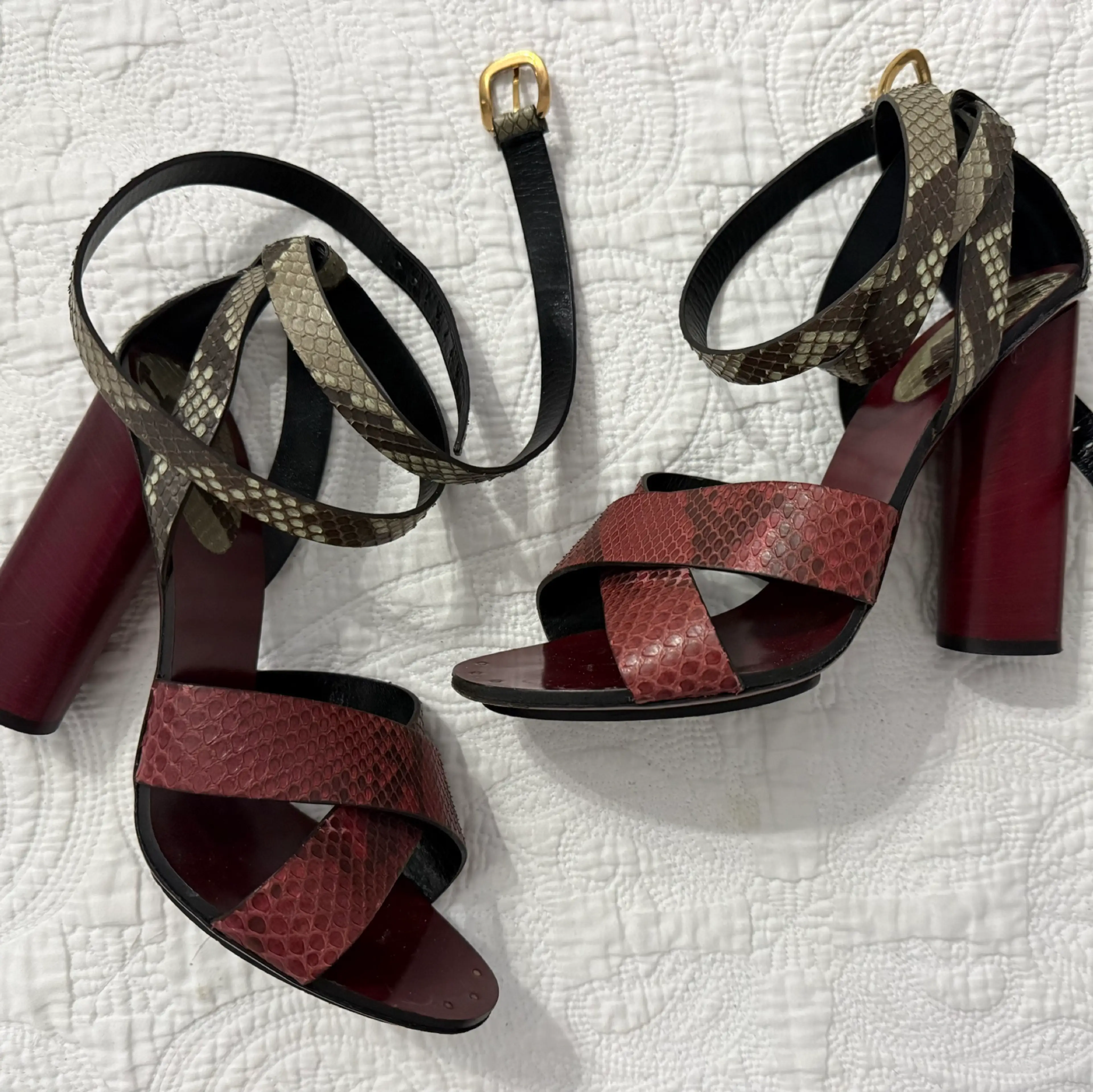 Image 2 of 5