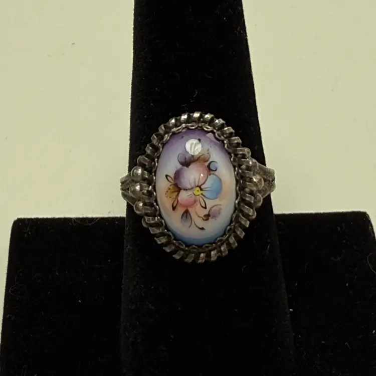 Vintage Russian Finift Rostov Ring Size 8 Hand Painted Fired Enamel Pansy Floral