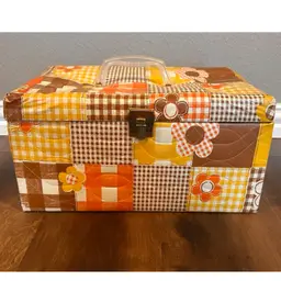 1960/70’s Sewing Box