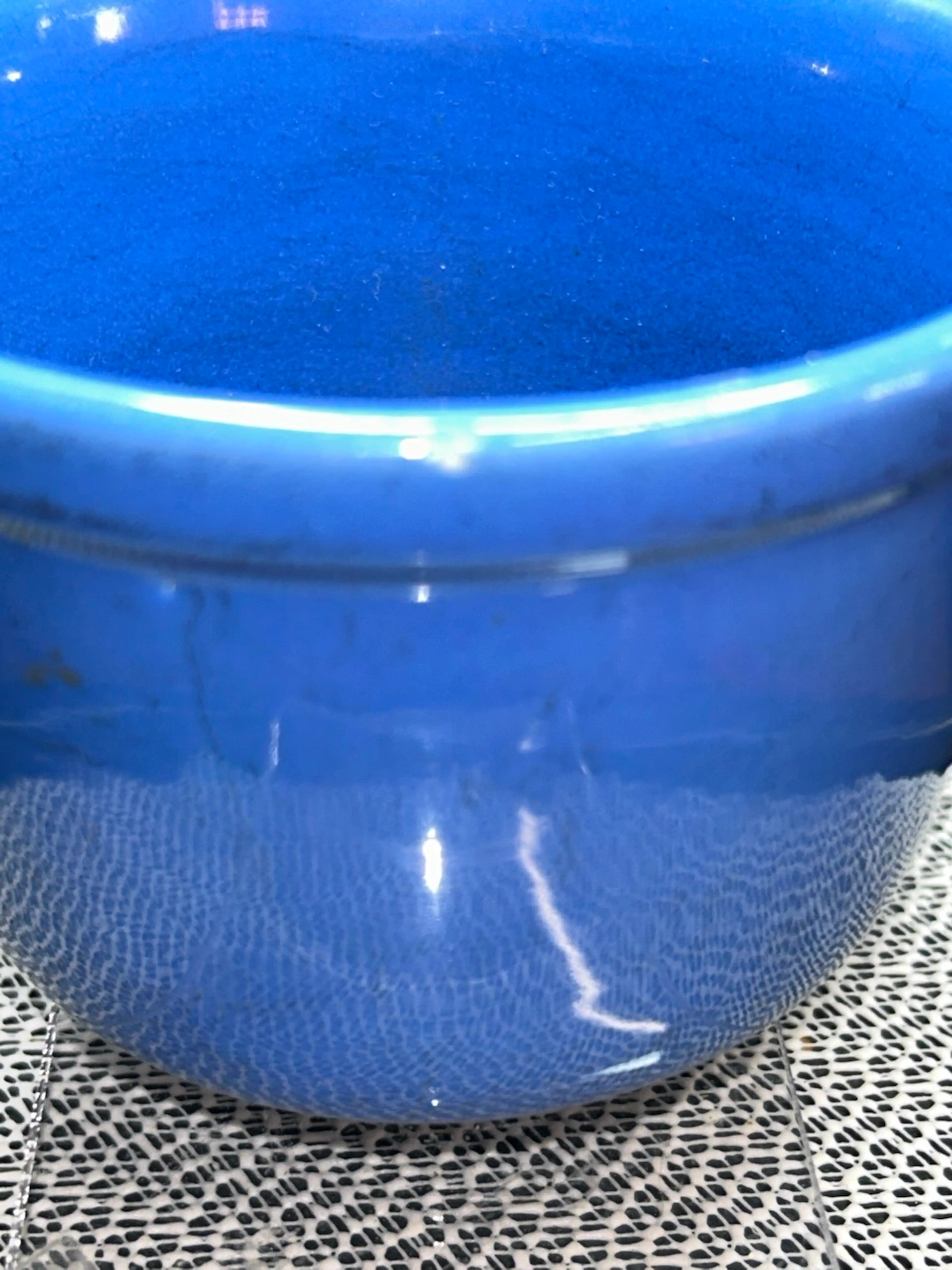 Image 2 of 6