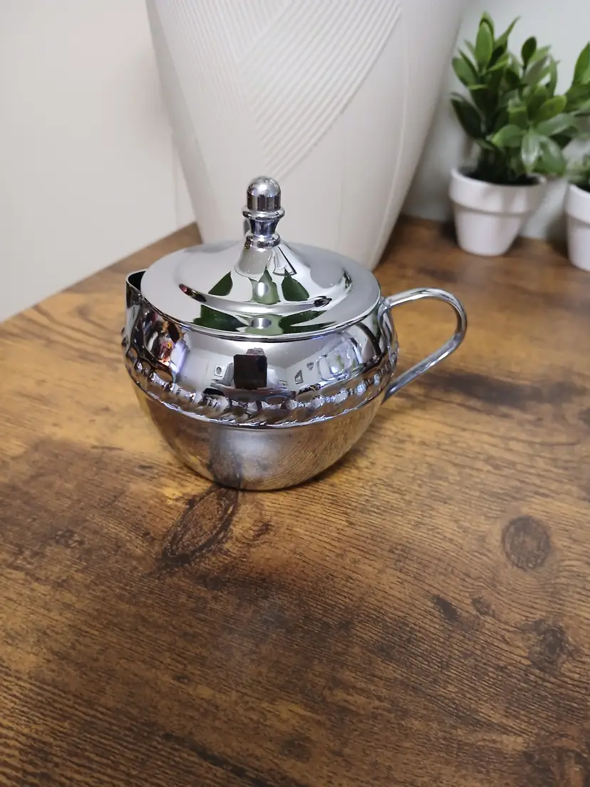 Vintage Irvineware Creamer with Lid