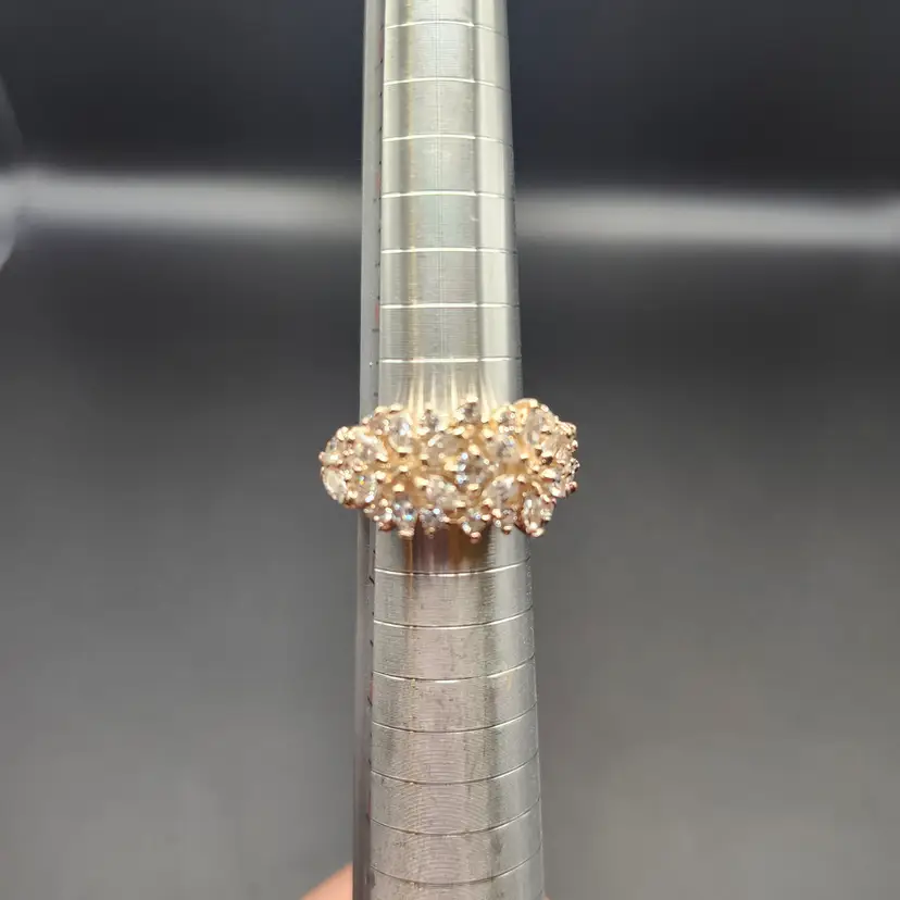 Golden Elegance Cluster Ring Size: 6