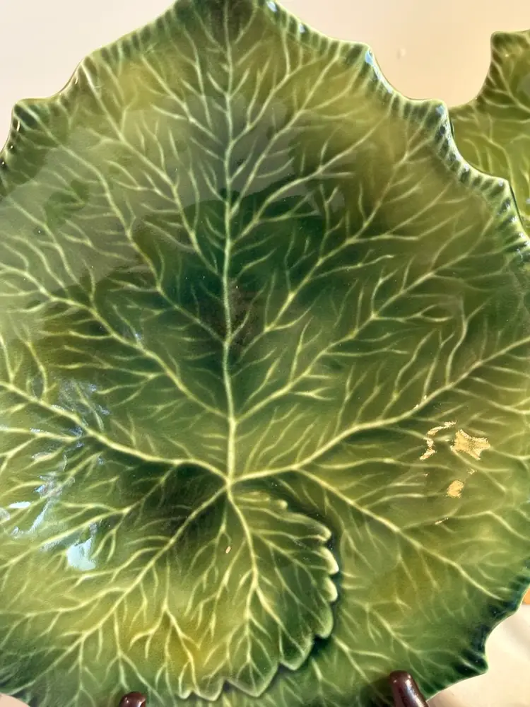 Set Of 3 William-Sonoma 10 3/8" Green Leaf Plates - Italy