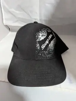 #01 - Snap-on fitted hat