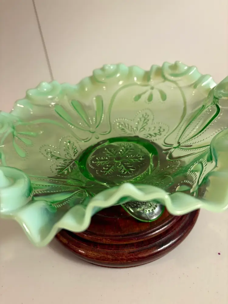 Vintage Green Opalescent Bowl Jefferson Glass Co
