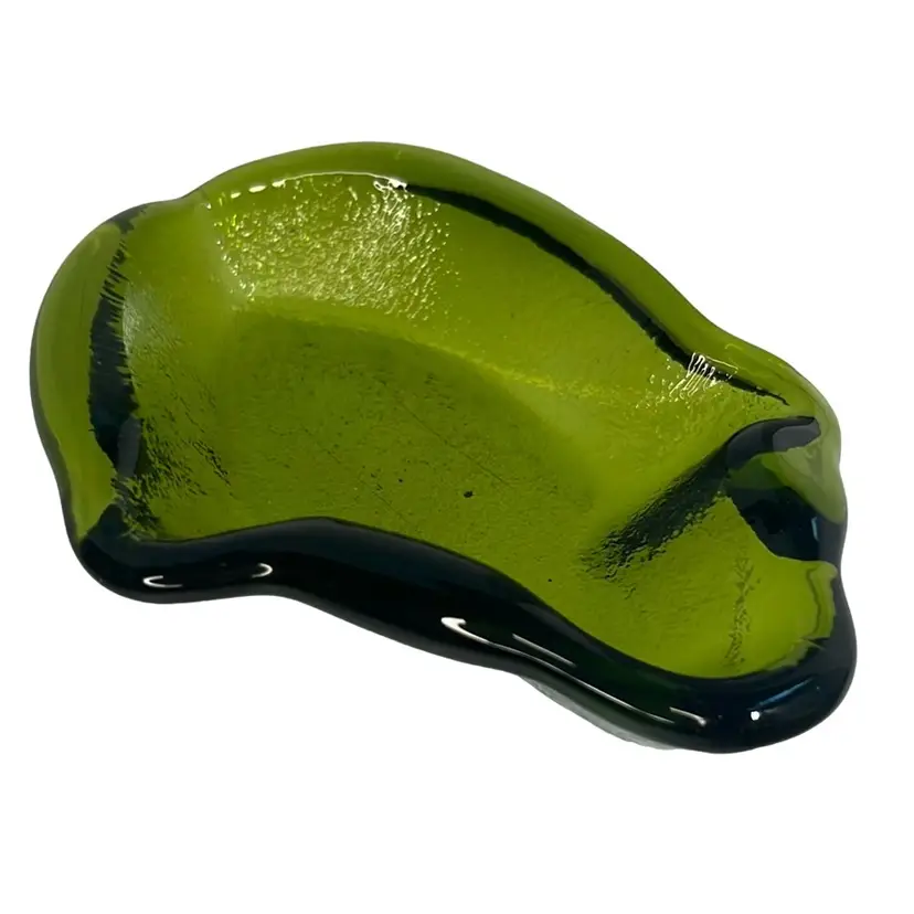 MCM Blenko Trinket Dish Green Avocado Glass Amoeba Shape 5.5" x 4.5"
